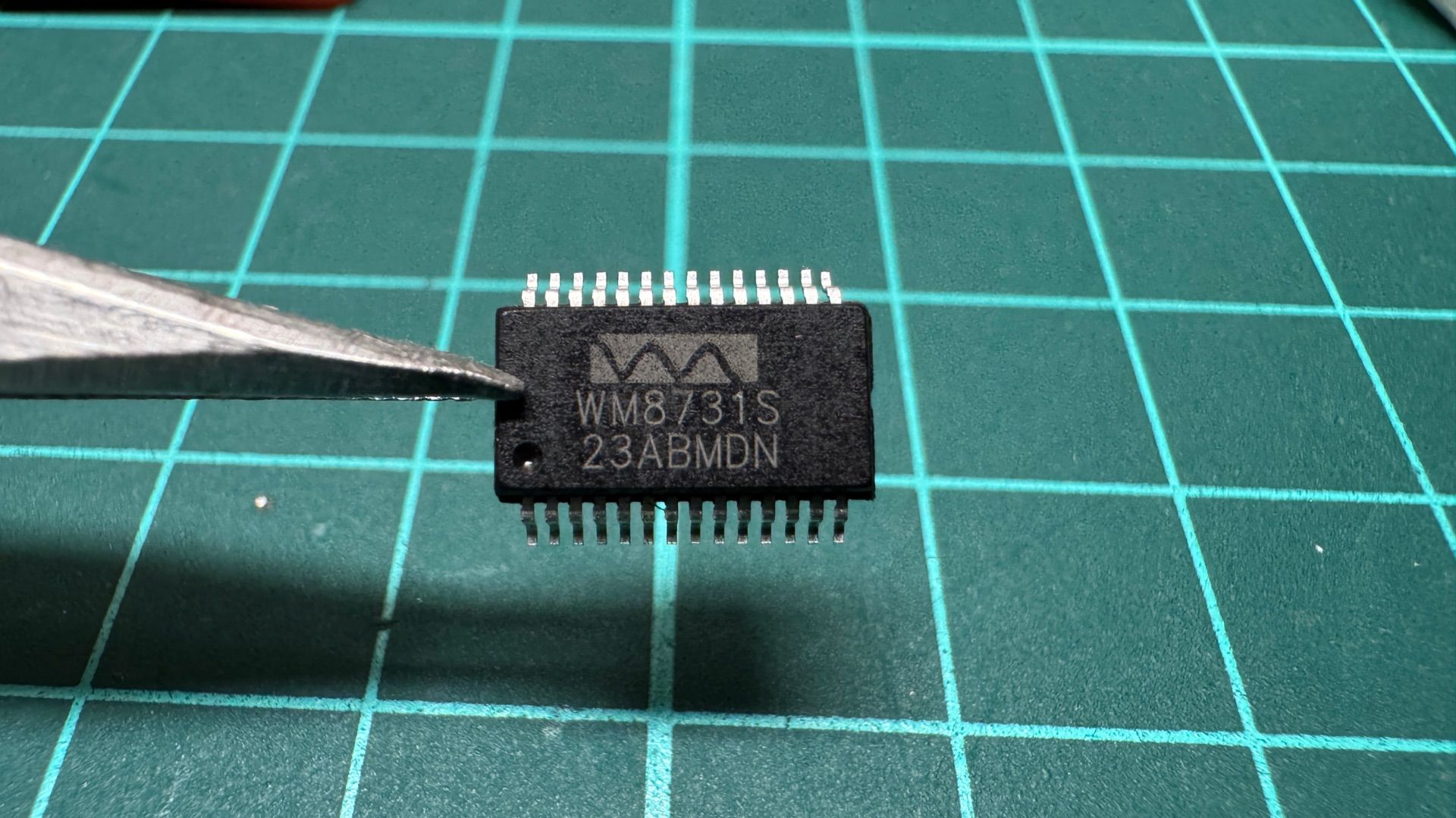 WM8731